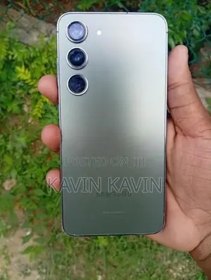 Samsung Galaxy S23 (Used)