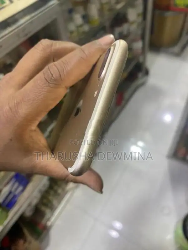 Apple iPhone 7 Plus (Used)