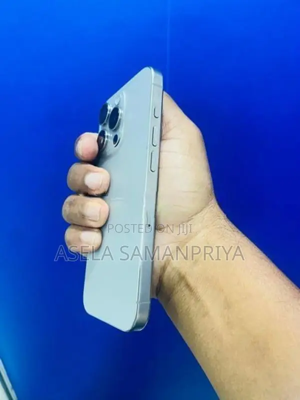 Apple iPhone 15 Pro (Used)
