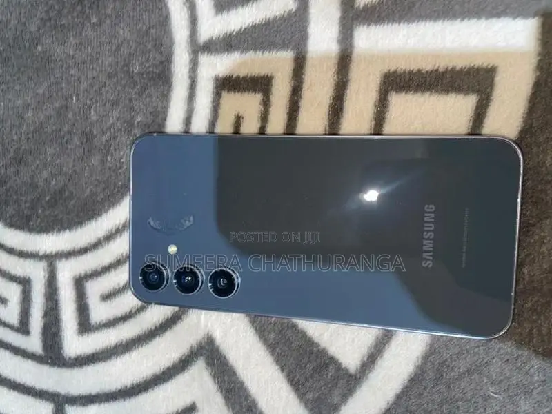 Samsung Galaxy S23 FE (Used)