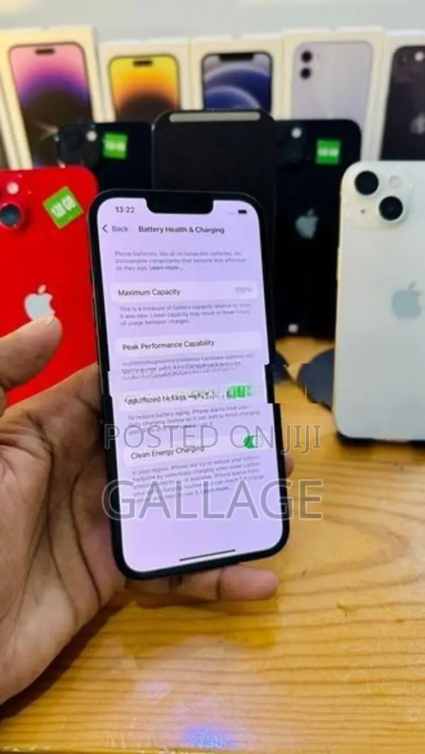 Apple iPhone 14 (Used)