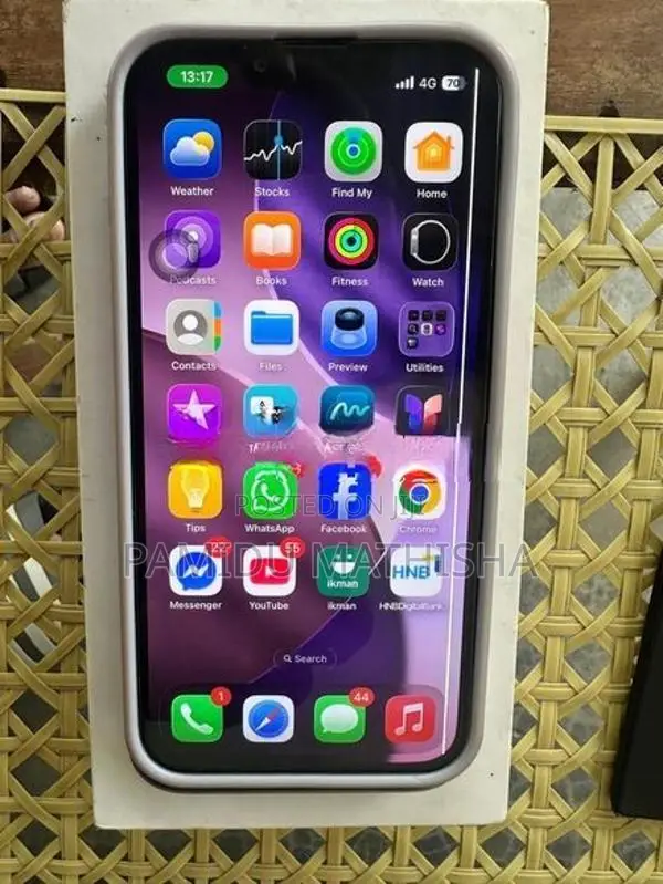 Apple iPhone 13 (Used)