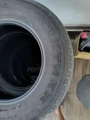 195 / 15 used KDH tyres for Van