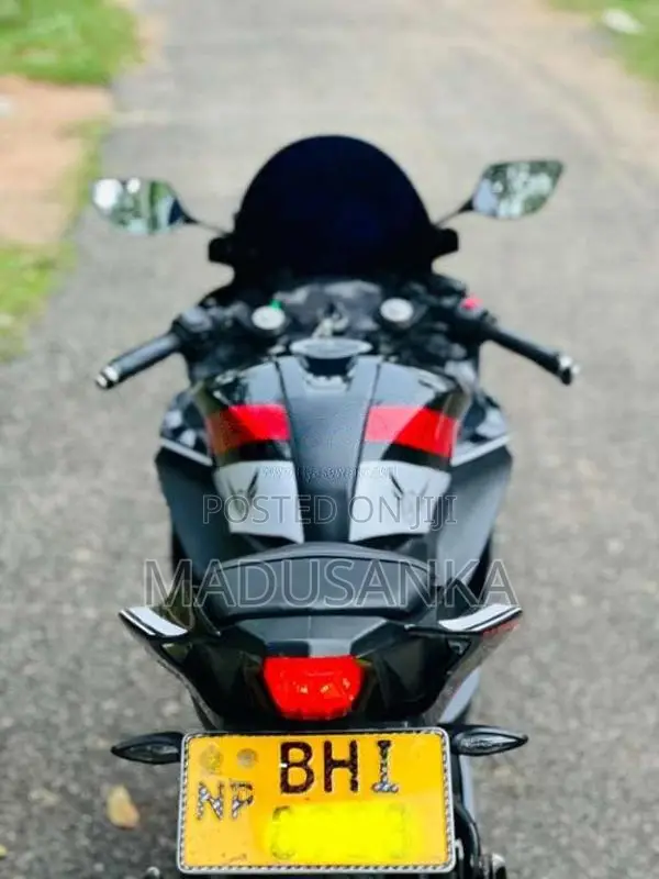 Yamaha R15 Version 3.0 2019 Motorbike (Used)