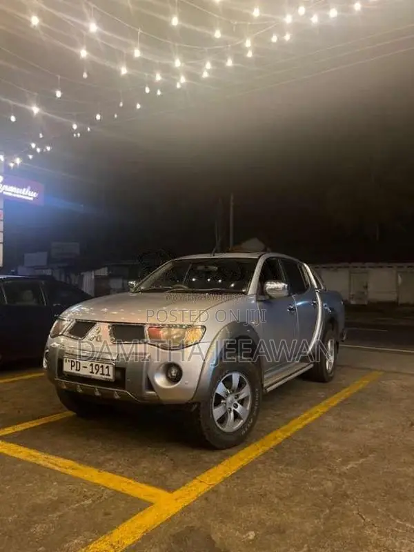 Mitsubishi L200 2006 Pickup (Used)
