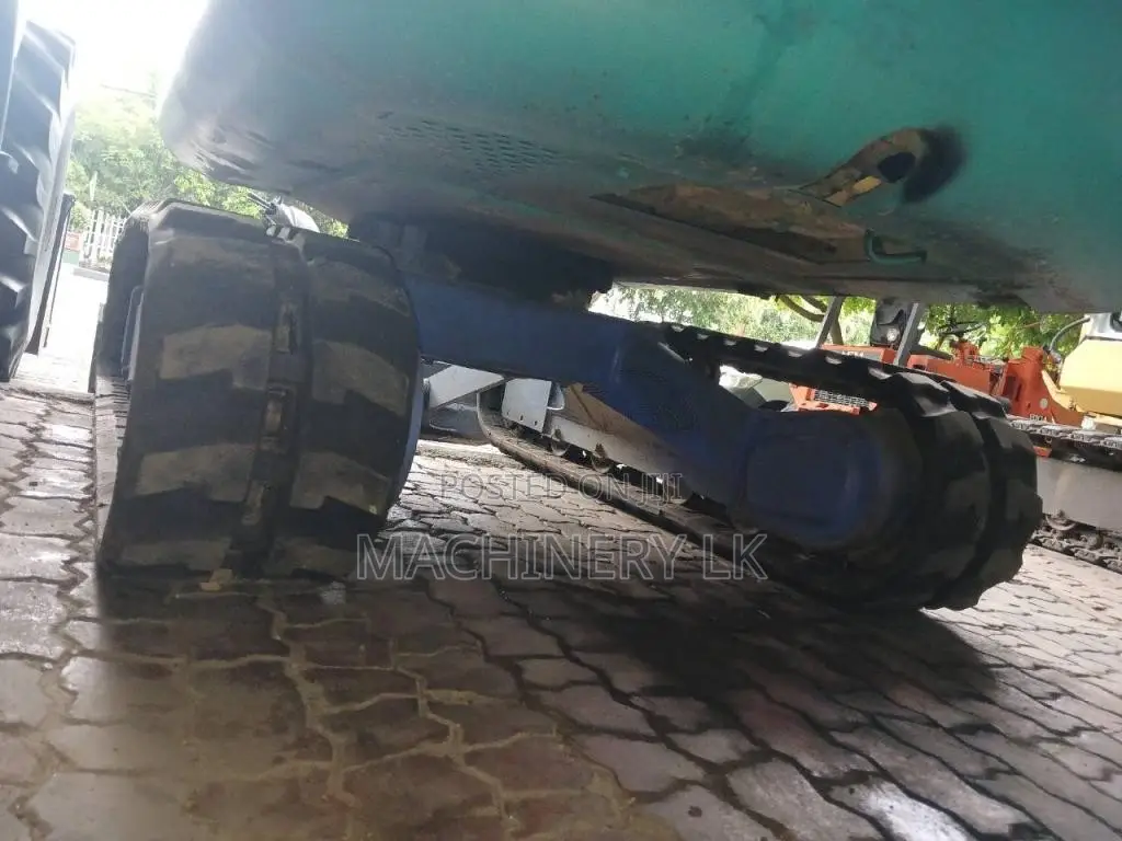 Komatsu PC 307 2013 Heavy-Duty (Used)