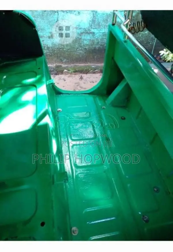 Bajaj 2 Stroke 2025 Three Wheel (Used)