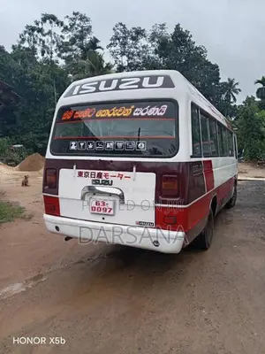 Isuzu Journey 1991 Bus (Used)