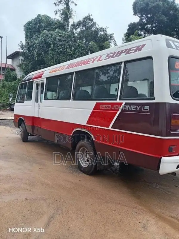 Isuzu Journey 1991 Bus (Used)