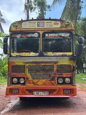 Ashok-Leyland Viking 2010 Bus (Used)