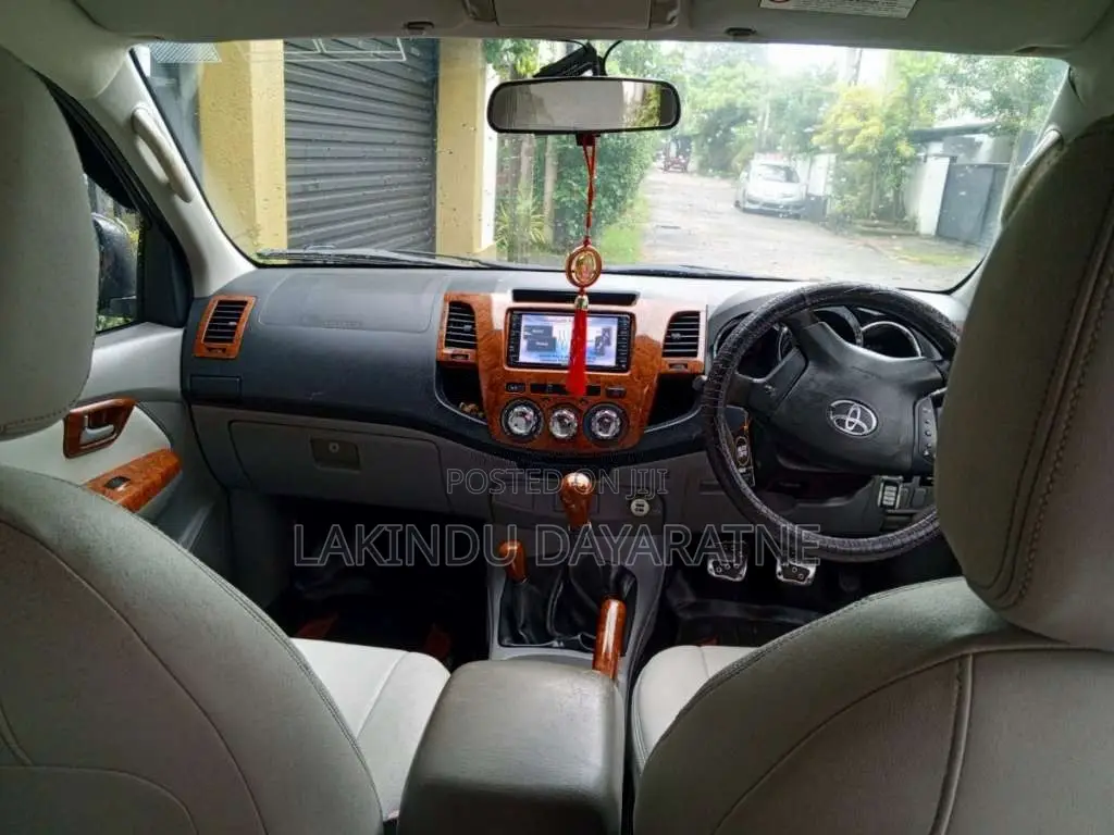 Toyota Hilux 2008 Pickup (Used)