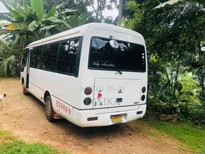 Mitsubishi Bola Rosa 2001 Bus (Used)