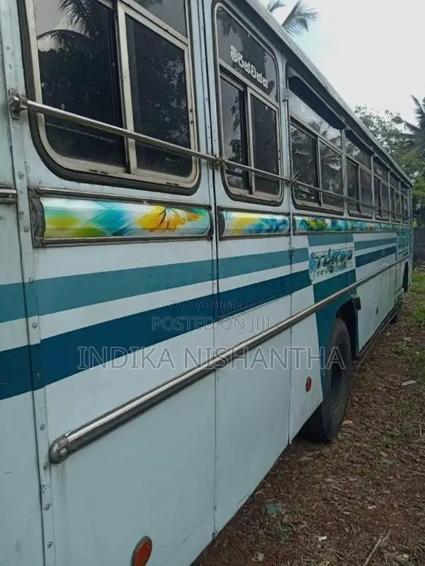 Ashok-Leyland LEYLAND 2006 Bus (Used)