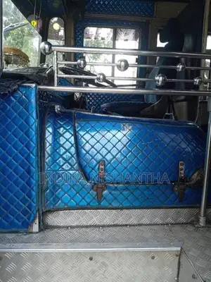 Ashok-Leyland LEYLAND 2006 Bus (Used)