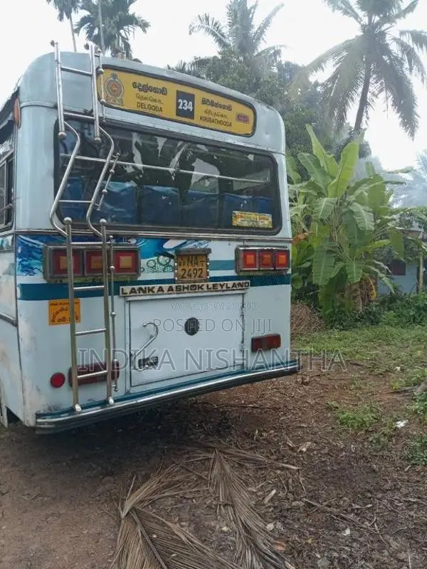Ashok-Leyland LEYLAND 2006 Bus (Used)