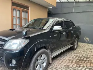 Toyota Hilux 2008 Pickup (Used)