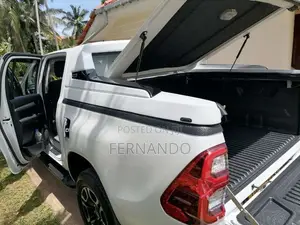 Toyota Hilux V Grade 2025 Pickup (Used)