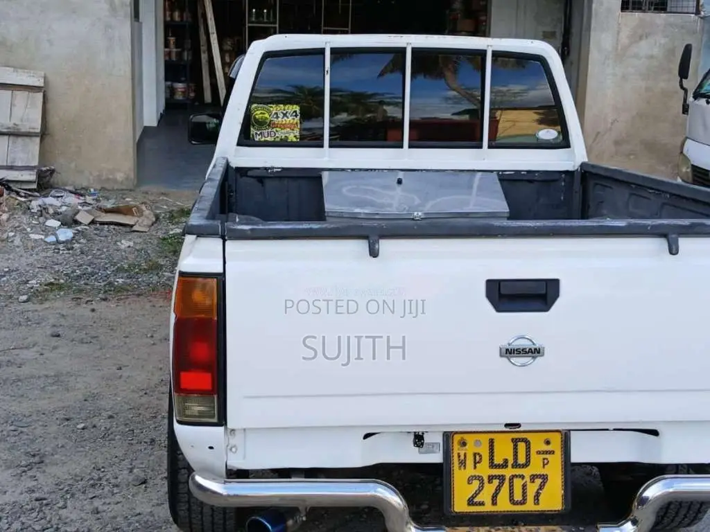 Nissan Single Cab 2002 Pickup (Used)