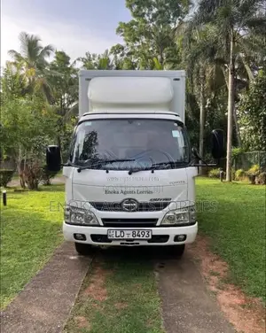 Toyota Hino 2014 Lorry (Used)