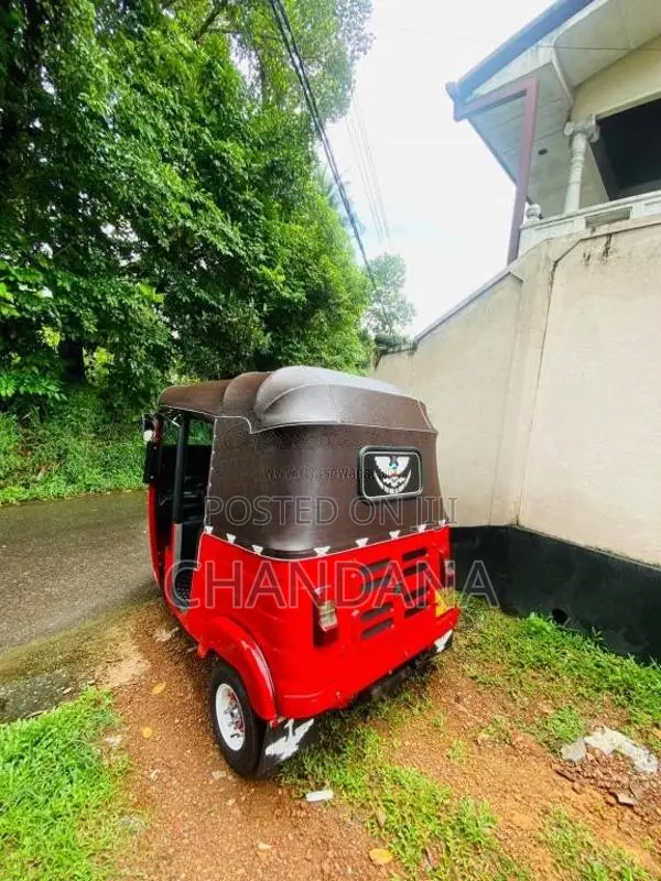 Bajaj RE 4 Stroke 2017 Three Wheel (Used)