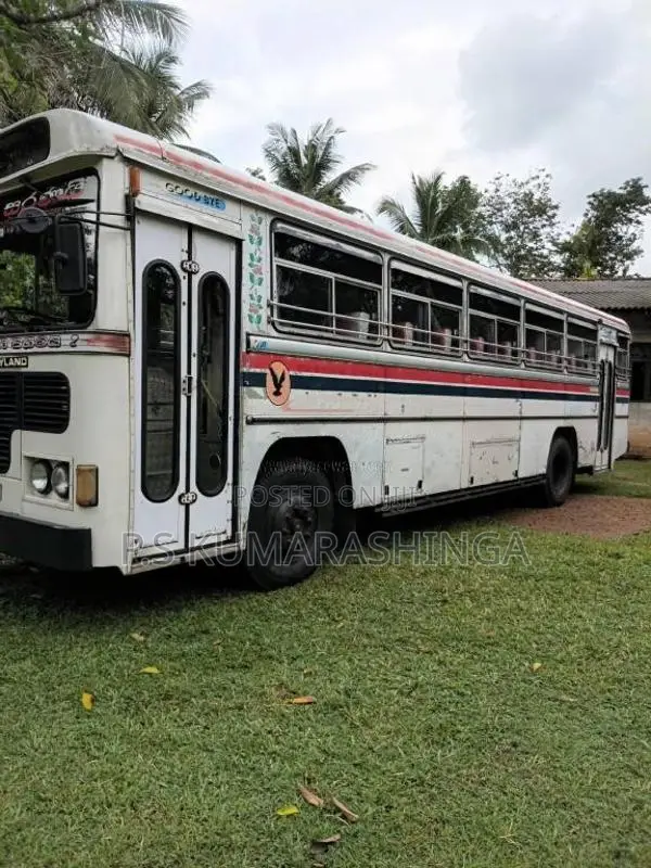 Ashok-Leyland Viking 2007 Bus (Used)