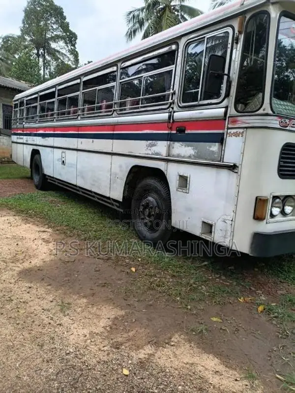 Ashok-Leyland Viking 2007 Bus (Used)