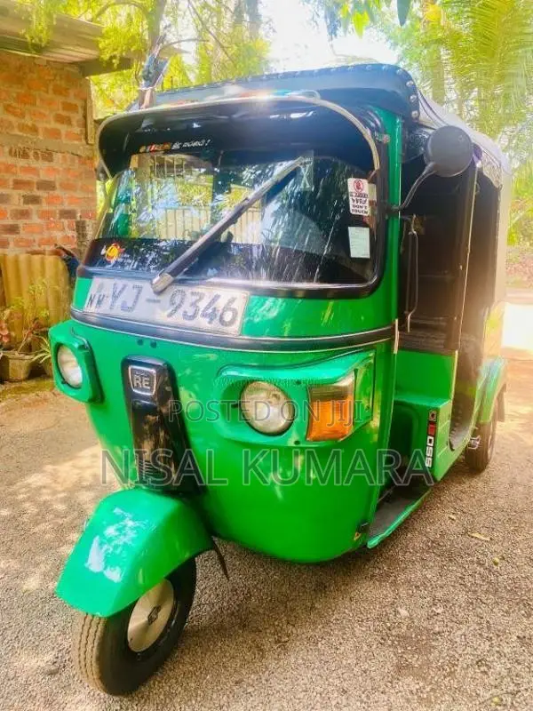 Bajaj RE 205 2011 Three Wheel (Used)