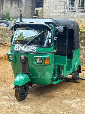 Bajaj RE 205 2011 Three Wheel (Used)