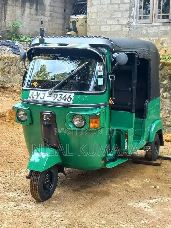 Bajaj RE 205 2011 Three Wheel (Used)