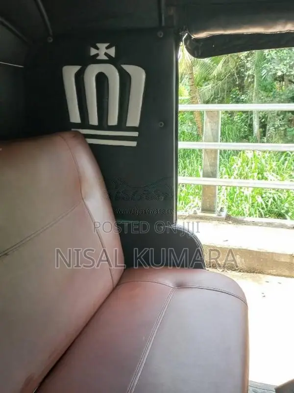 Bajaj RE 205 2011 Three Wheel (Used)