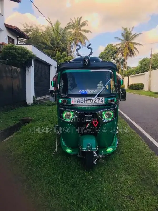 Bajaj RE 2016 Three Wheel (Used)