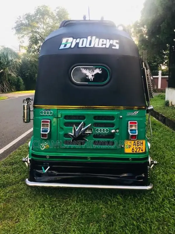 Bajaj RE 2016 Three Wheel (Used)