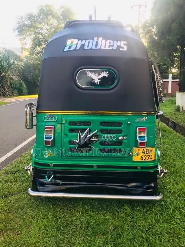 Bajaj RE 2016 Three Wheel (Used)