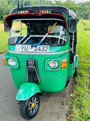 Bajaj RE 2011 Three Wheel (Used)
