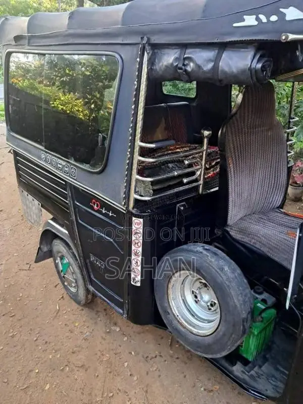 Piaggio Ape 2010 Three Wheel (Used)