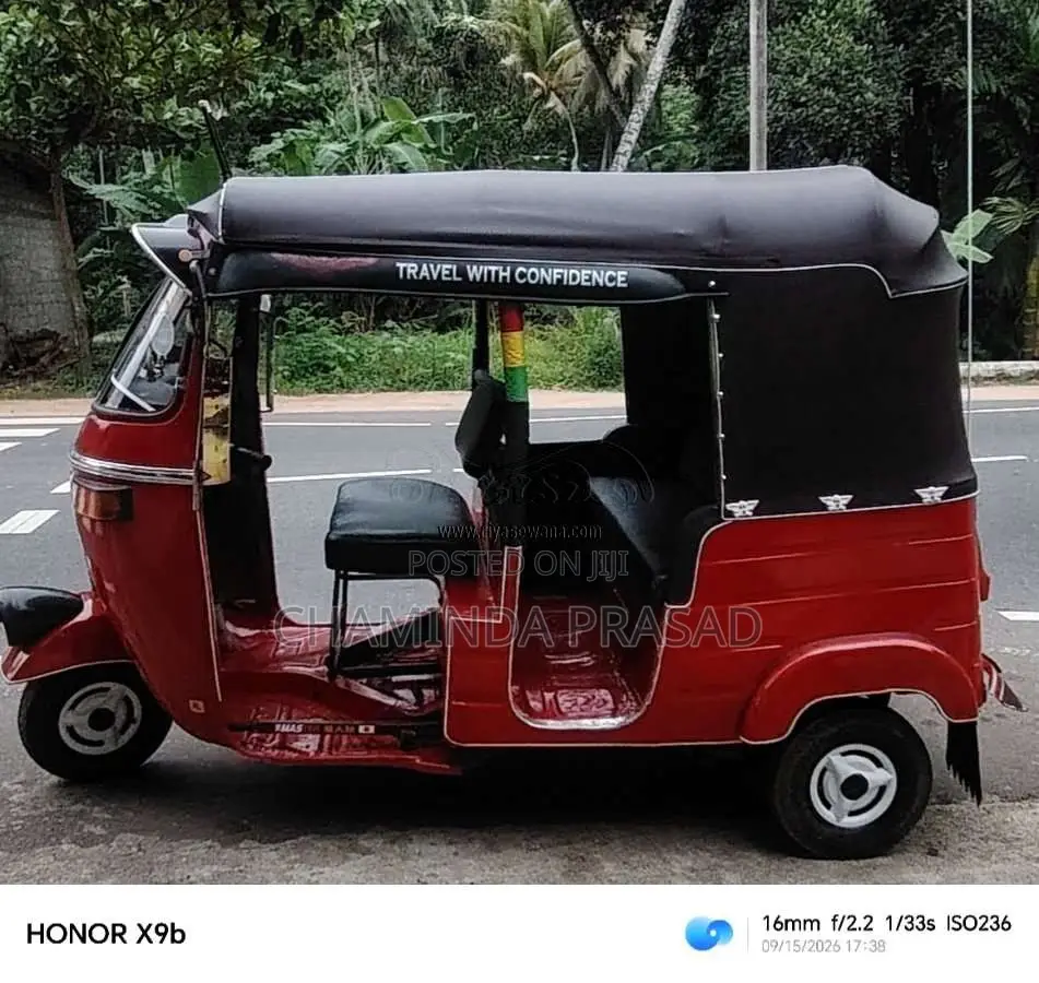 Bajaj RE 2 Stroke 1998 Three Wheel (Used)