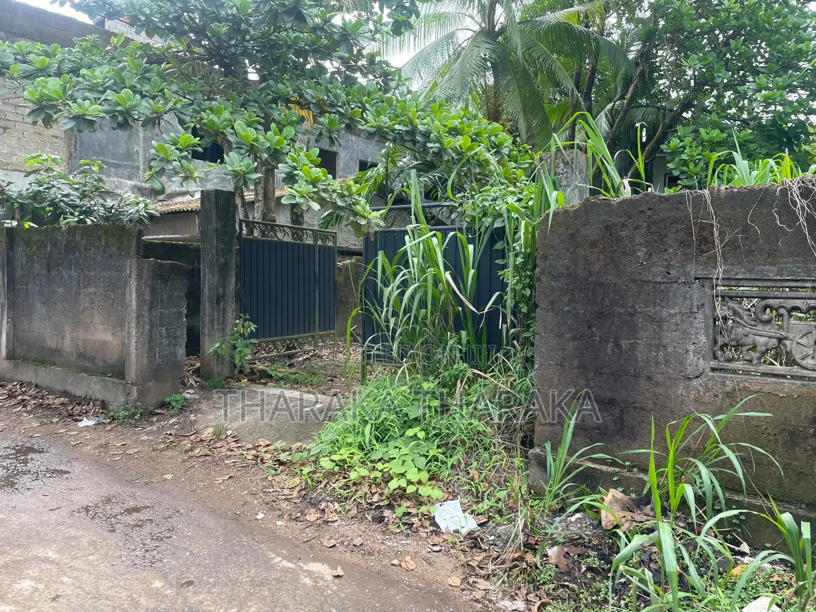 Ratnapura City - 21.5 Perches Prime Land for Sale