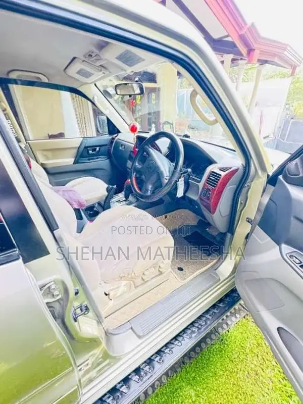 Mitsubishi Montero 2006 SUV (Used)