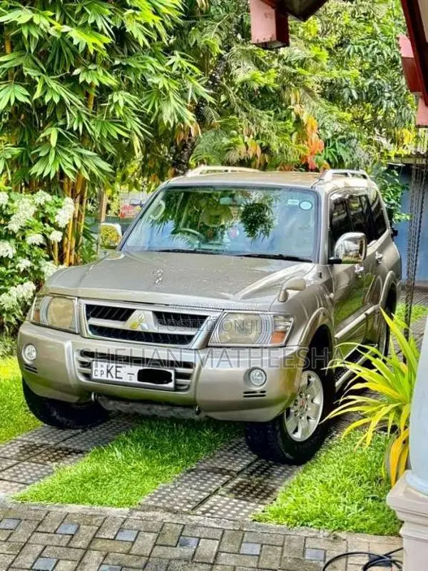 Mitsubishi Montero 2006 SUV (Used)