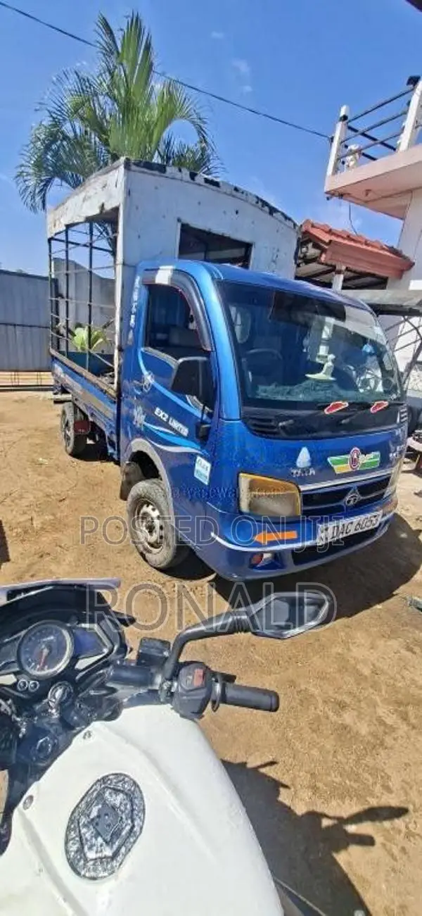 Tata Dimo 2015 Lorry (Used)