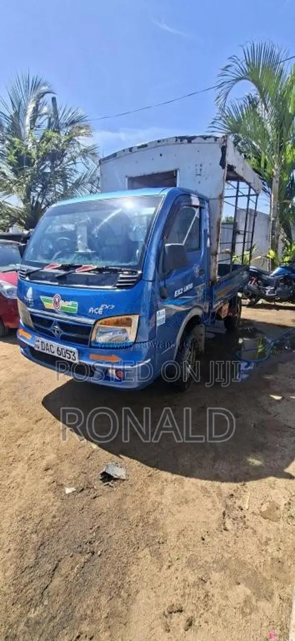 Tata Dimo 2015 Lorry (Used)