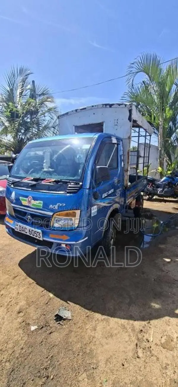 Tata Dimo 2015 Lorry (Used)