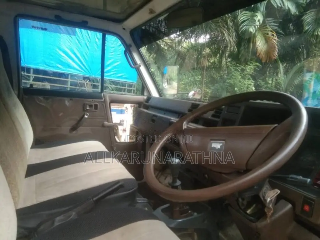 Toyota 15b 1995 Lorry (Used)