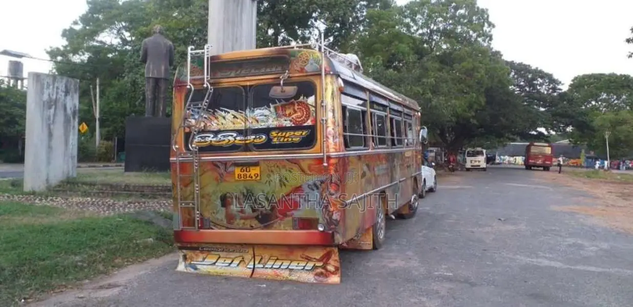 Ashok-Leyland Chithal 1991 Bus (Used)