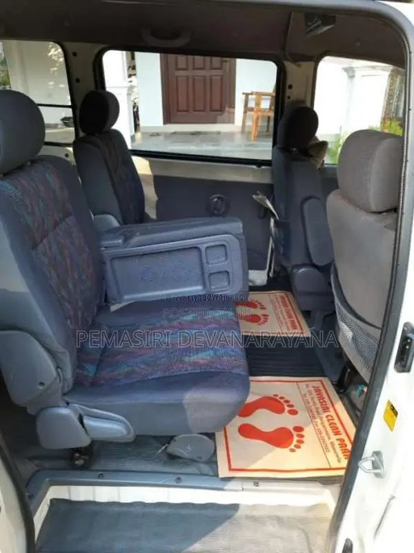 Toyota Noah Kr42 2007 Van (Used)