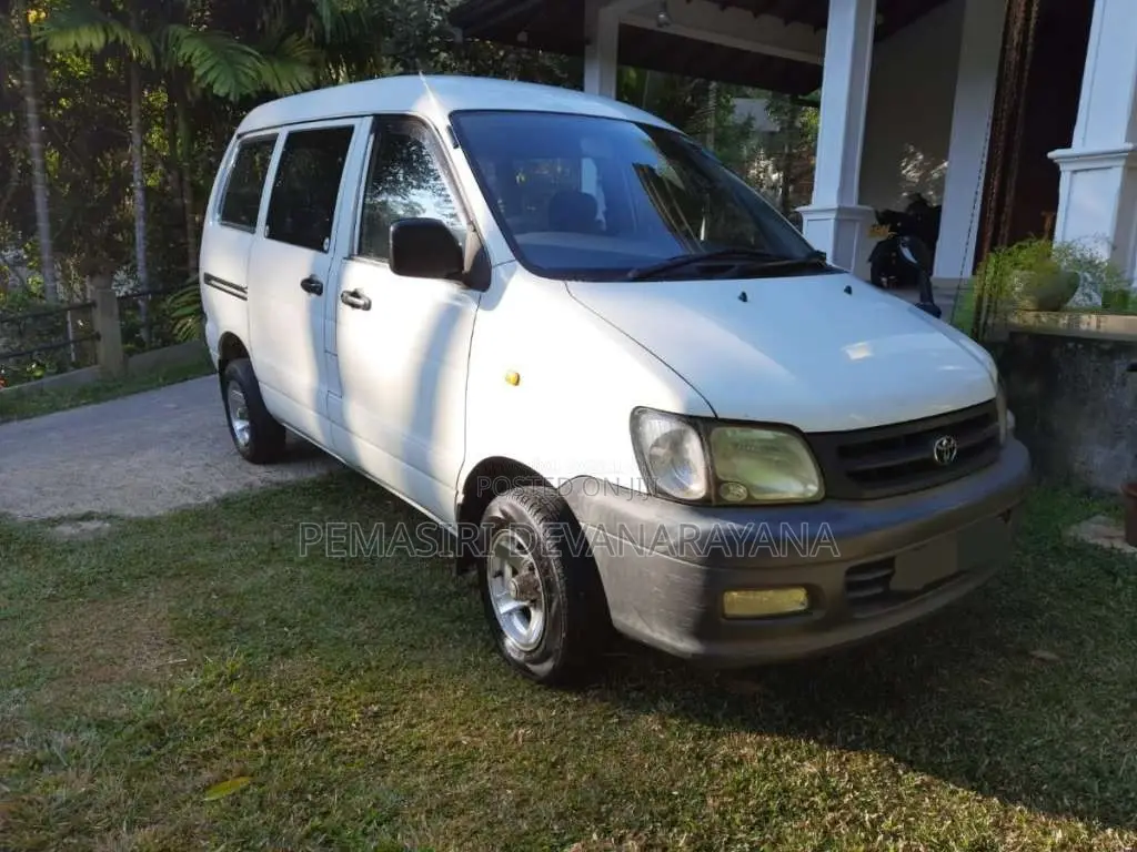 Toyota Noah Kr42 2007 Van (Used)