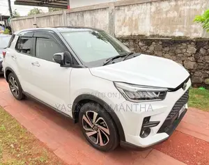 Toyota Raize 2023 SUV (Used)