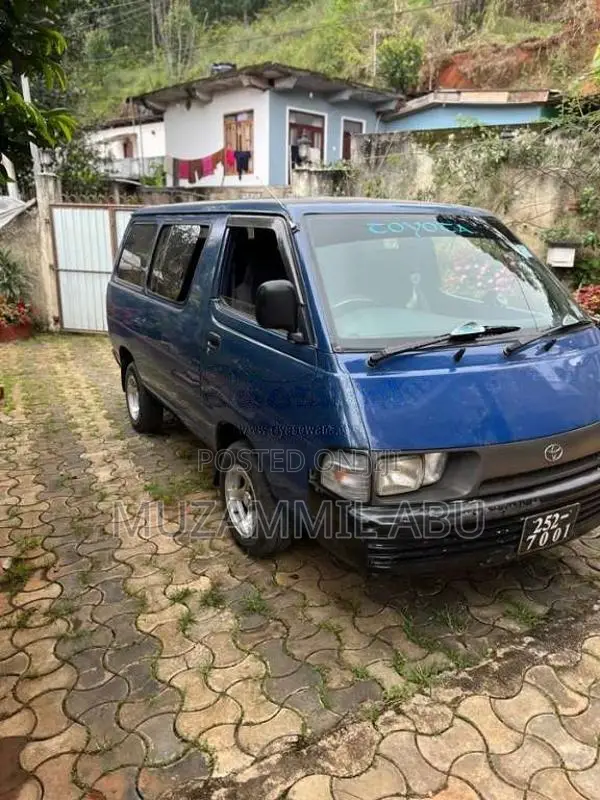 Toyota CR27 1994 Van (Used)