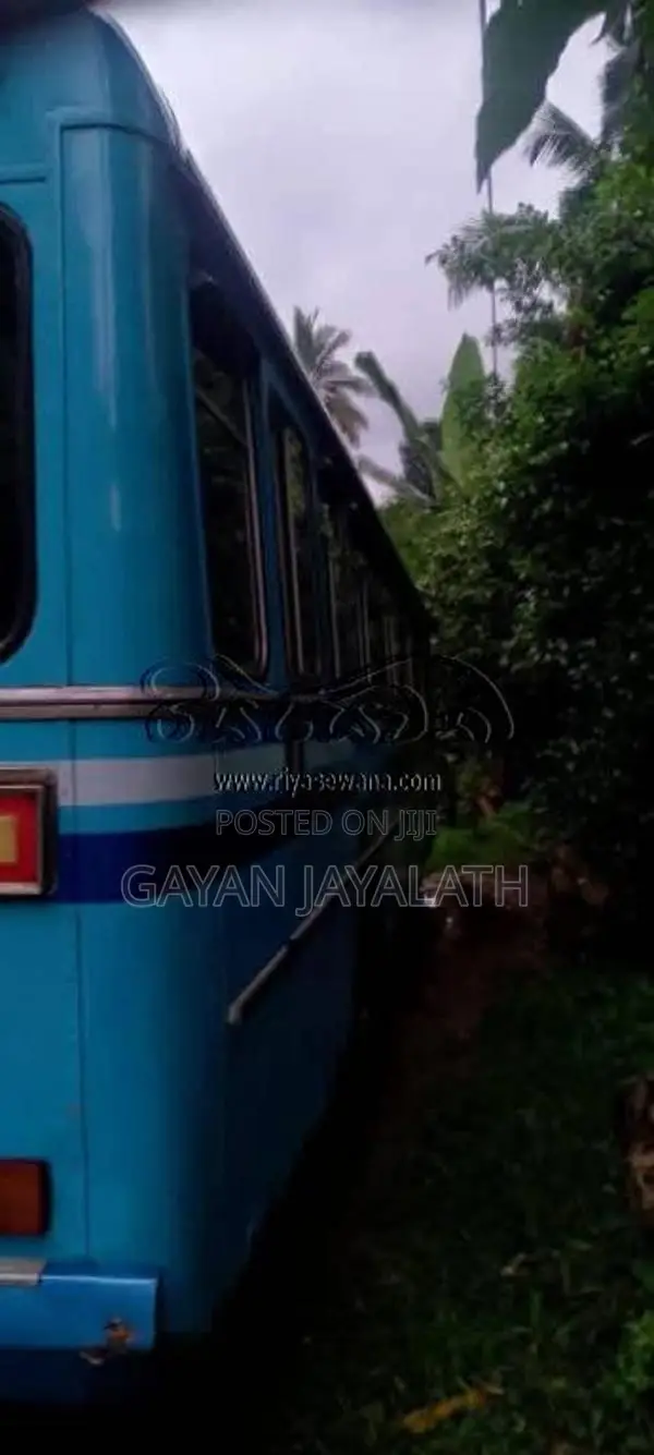 Ashok-Leyland Leyland 2003 Bus (Used)