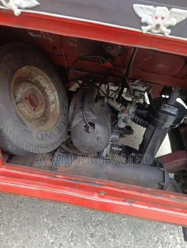 Bajaj RE 2 Stroke 2005 Three Wheel (Used)